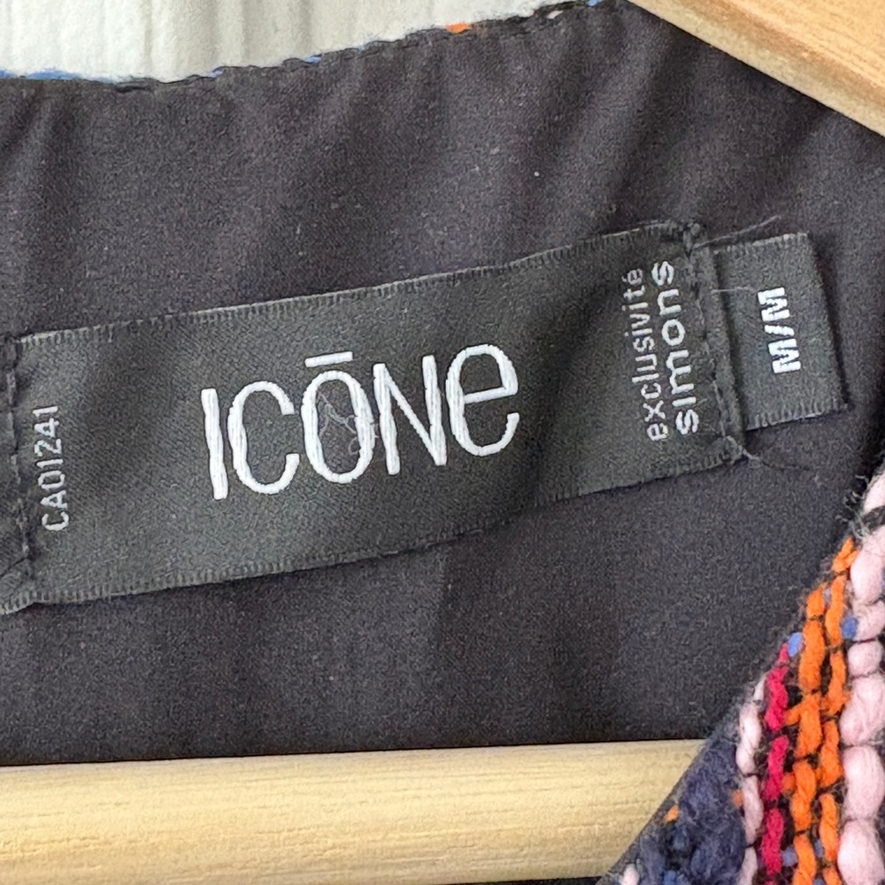 Dress - Picture 4 of 10